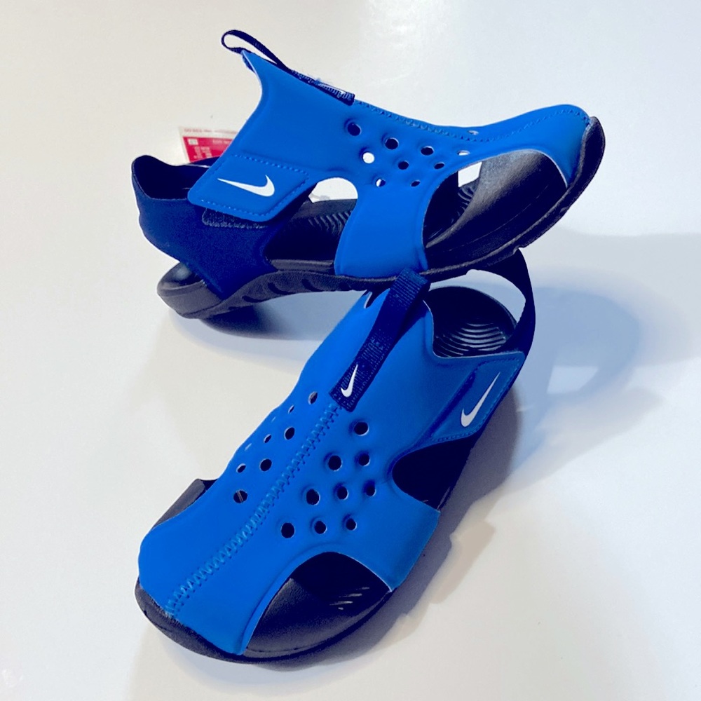 Nike Sunray Protect 2  Size: 1Y